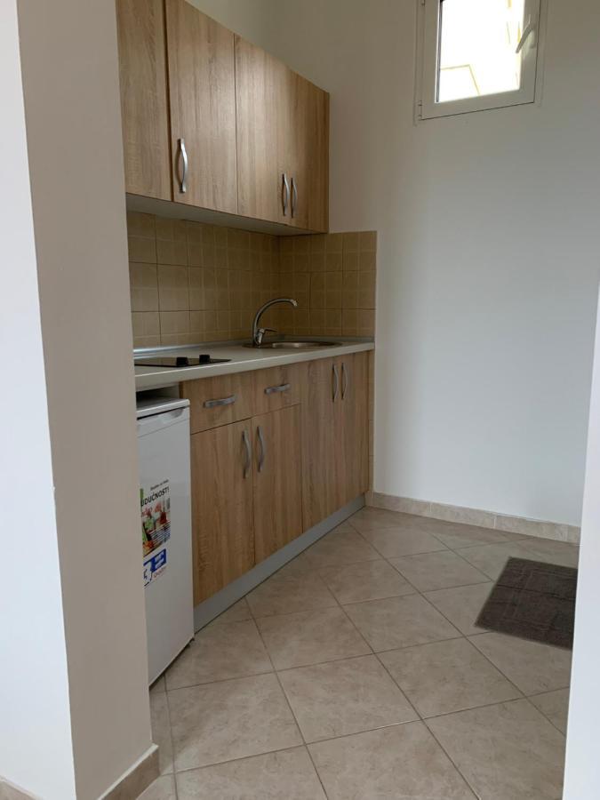 Apartments Adrian Ulcinj Exterior foto