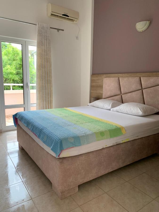 Apartments Adrian Ulcinj Exterior foto