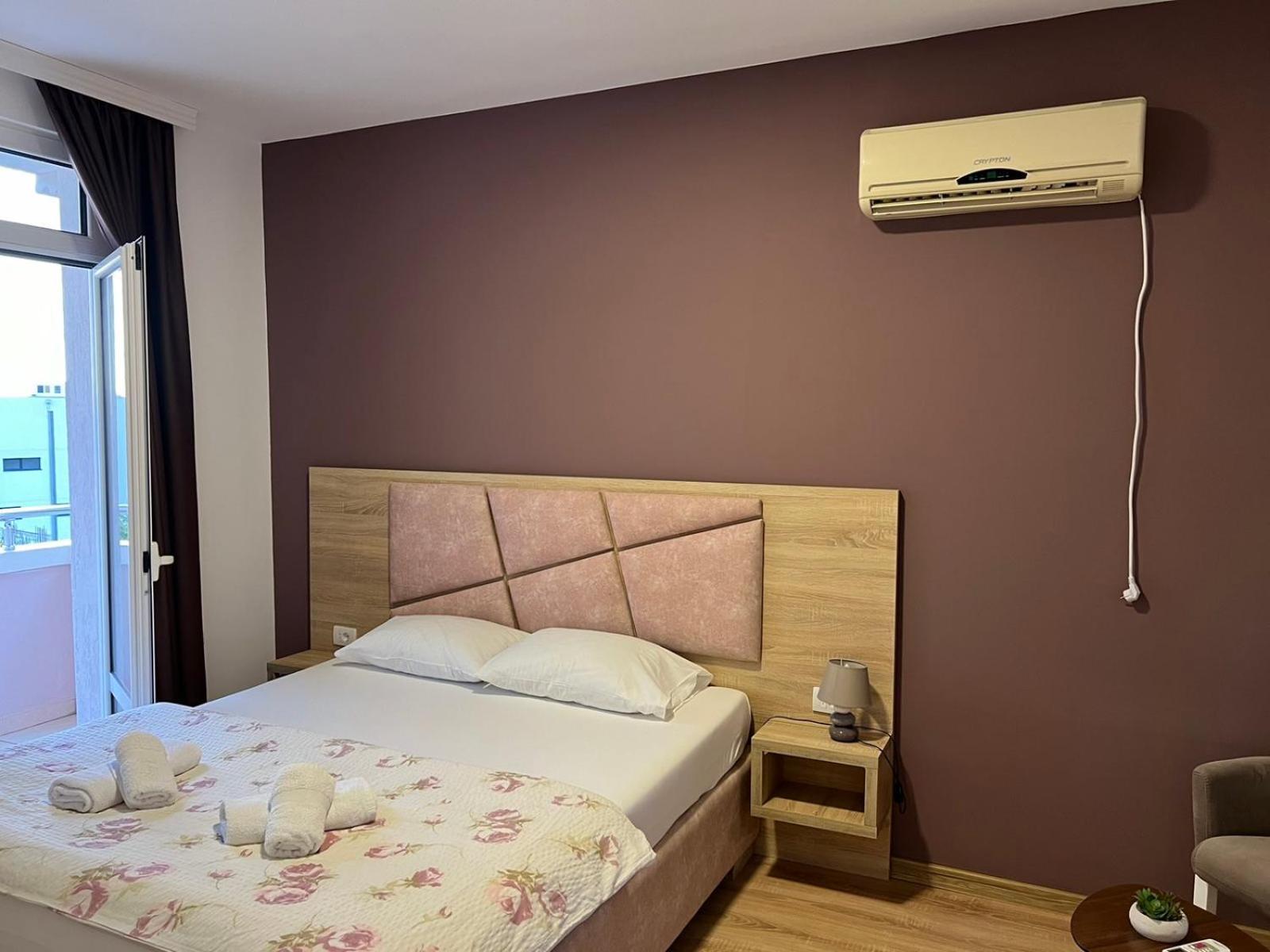 Apartments Adrian Ulcinj Exterior foto